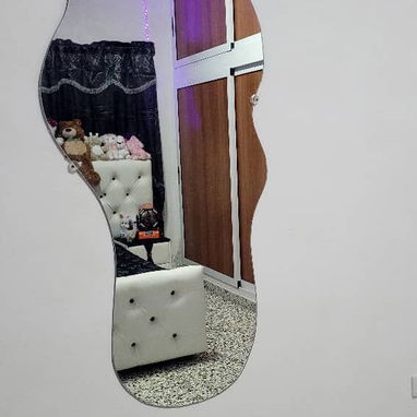 En nuestro negocio creamos espejos aéreos con luces LED neón totalmente personalizados, - Img 122607852