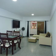 Renta de apartamento en el Vedado con hermosas vistas al Malecón - Img 54996366