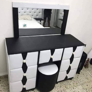 Cómoda tapizadas - 4/5