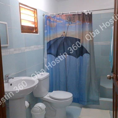 RENTA hostal de 2 habitaciones con agencia Qba Hostin 360 en GUARDALAVACA, HOLGUÍN. - Img 126202620