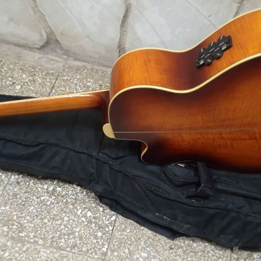 Guitarra Ibánez en venta. - Img 122597788