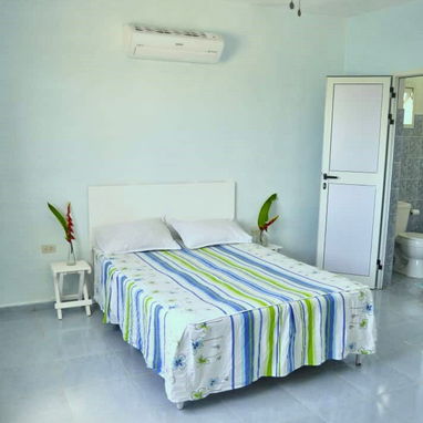 🏡 Villa Cerca de la Playa en Guanabo/Santa María | Renta a Extranjeros - Img 116087138