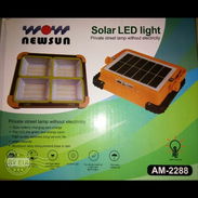 Lámpara Recargable de gran potencia y resistencia. Panel solar y Función de Power bank con batería de litio de 12000 mAh - Img 56870168