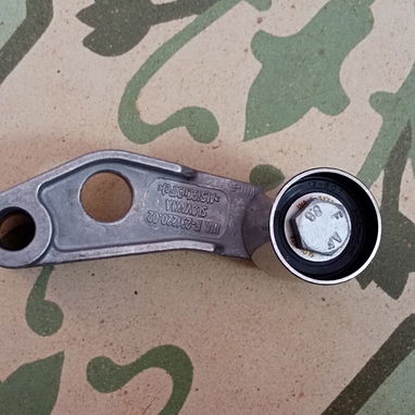 Polea de inversión y guia correa de distribución para SEAT Ibiza, Skoda Fabia y VW Polo - 2/3