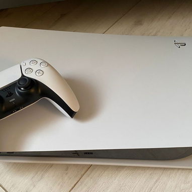 VENDO PS5 y un PS4 ambos Pirateado con 1 mando.También PIRATEO y COPIO Juegos de PS2,PS3,PS4,PS5,Nintendo switch - Img 126840323