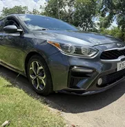 🔥 VENDO KIA FORTE - FULL LIMITED – O CAMBIO POR CARRO DE MENOR VALOR + DIFERENCIA 🔥 - Img 50665412