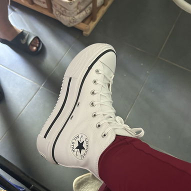 Vendo zapatos converse originales, nuevos!!! - Img 124869919