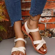 Variedad de sandalias para mujer - Img 47585256