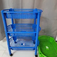 Organizadores de 3 niveles con ruedas. Colores disponibles: verde y azul. Mensajería disponible - Img 52330561