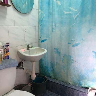 76-🏡*‼️❕️‼️EN REBAJA‼️❕️‼️ APTO DE ARQUITECTURA COLONIAL CAPITALISTA [PUNTAL ALTO ] EN CENTRO HABANA EN UN 2DO PISO* - Img 122991025