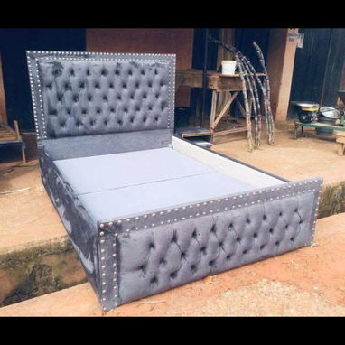 Camas tapizadas, muebles , bases , colchones - 5/10