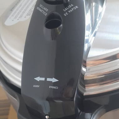Olla Reina EKO 6L Olla Antiadherente Interna, Olla Reina EKO 6L Taza Medidora y Espumadera VPT#-0514 - Img 122773120
