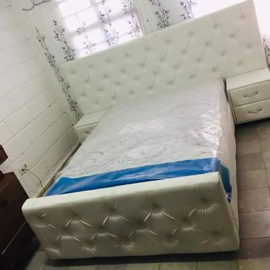 Venta de camas Capitoneadas de lujos - 2/10