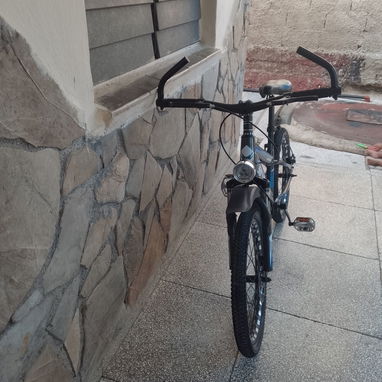 Bicicleta prácticamente casi nueva se uso una sola vez para probarla - 2/3