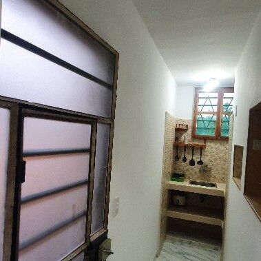 Pequeño Apartamento independiente 7ma ave Miramar Playa - Img 117935796