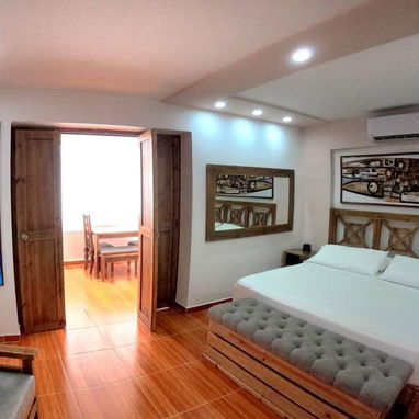 Lujoso Apartamento en el Vedado de 1 habitación con hermosas vistas al mar - Img 125235688