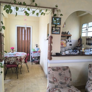 Gran oportunidad de inversión. El apartamento de tus sueños a un paso de Malecón y Galiano. - 6/10