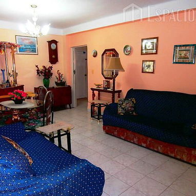 Apartamento en Casa Biplanta planta alta ( NH-17) - Img 109498364
