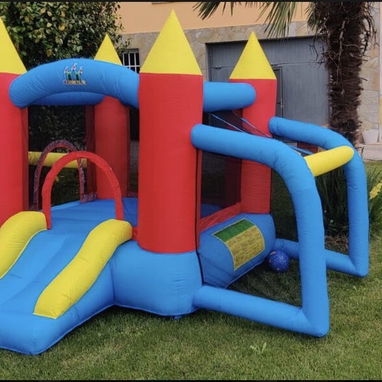 Se vende castillo inflable perfecto para negocio nuevo a estrenar - Img 125517443