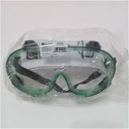 guantes de seguridad, guantes de PVC y espejuelos contra impacto - Img 45392473