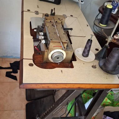 Máquinas de coser industrial - 9/10