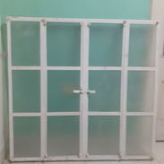 Vendo ventana de hierro con cristales. - Img 57428410