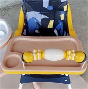 Silla de bebé con juguetes - Img 45457555