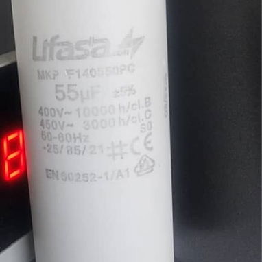 Pie de amigo. Capacitor. - Img 117135462