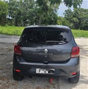 Vendo o negocio Renault Sandero del 2018 - Img 45357226
