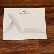 ⌨️Magic keyboard 📦 $150 ⌨️Magic keyboard Folio 📦 $150 - Img 57343095