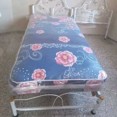 CAMA PERSONAL CON COLCHÓN DE MUELLES 🕊️ ENTREGA GRATIS EN LA HABANA - Img 106186501