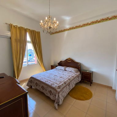 🏡 VENTA DE PROPIEDAD EN EL VEDADO – LA HABANA 🇨🇺 - Img 121926781