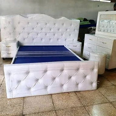 Camas Tapizadas con Mesitas de Noche. ENVÍO GRATIS y Garantía. - 2/4