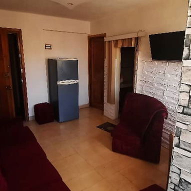 🏢  Renta Lineal y por Noches de Apartamento ventilado y confortable en el Vedado REF 1424 - Img 101713015