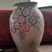 Vendo esta hermosa pieza Art Deco Shelly Harmony. 70 usd - Img 54947514