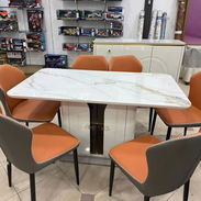 Juego de Mesa de comedor con sillas - Img 56227845