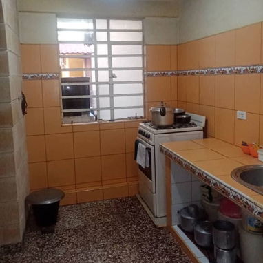 Casa puntal alto puerta calle en Plaza en 17 mil. - 5/10