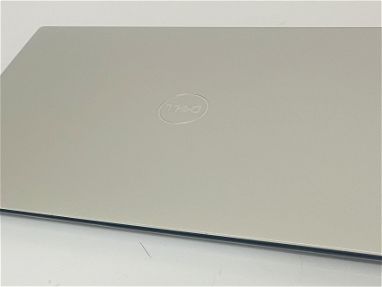 Laptop metálica gama alta con rendimiento ideal para juegos,trabajos profesionales de diseño y programación informática - Img 67409941