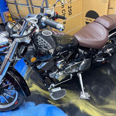 Se vende o se hace negocio por un carrito que esté bueno es nueva todo sus papeles en regla con chapa y todo - Img 123131965