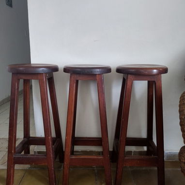 VENDO 3 BANQUETAS MULTIUSOS. IDEAL PARA BAR, ISLAS, ETC. - 2/2