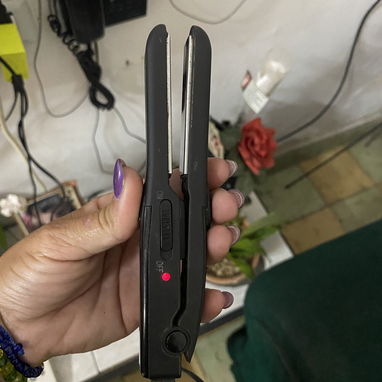 Plancha de pelo pequeña - 2/5