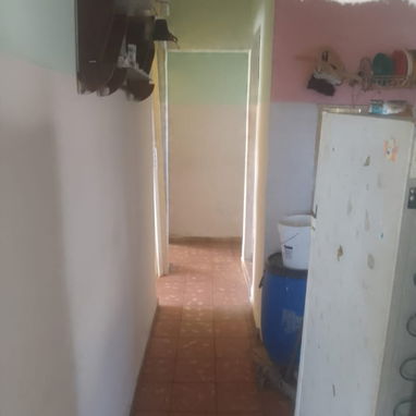 `$5000usd CON AJUSTE. En venta  apartamento (5to piso) de un edificio en  Alamar, zona 11.  referencia El  Mirador - 3/8