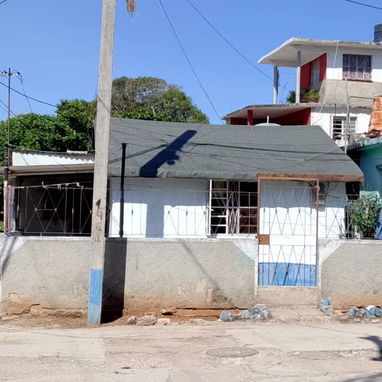 Casa puerta calle en Marianao por 112,2 cuartos y contrato de gas de calle - 4/10
