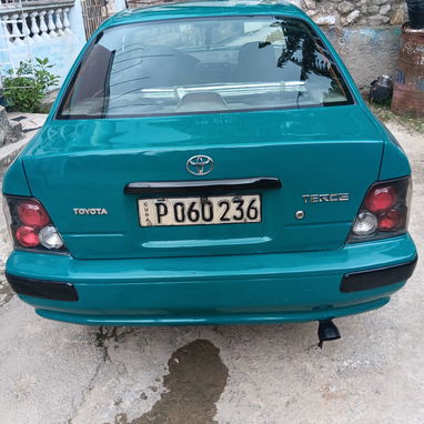 Se vende Toyota  tercen interesados llamar al número 54316996 - 3/7
