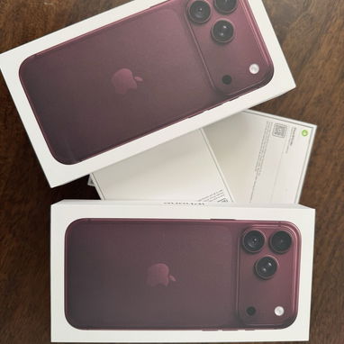 Apple iPhone 18 Pro Max original, nuevo, desbloqueado, 512 GB, color burdeos, precintado en su caja. - 2/4
