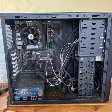 En venta 2 pc con 2 monitor - 2/4