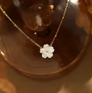 Conjunto de joyería elegante para mujeres. - Img 49355536
