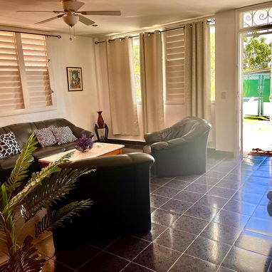 Renta lineal disponible en Nuevo Vedado a pocos metros del Zoológico de 26 - Img 120786139