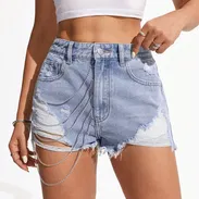 Shorts cortos con cadenas - Img 57293613
