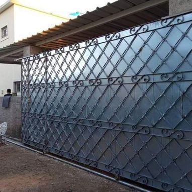 Hacemos realidad su trabajo de herrería - 7/10
